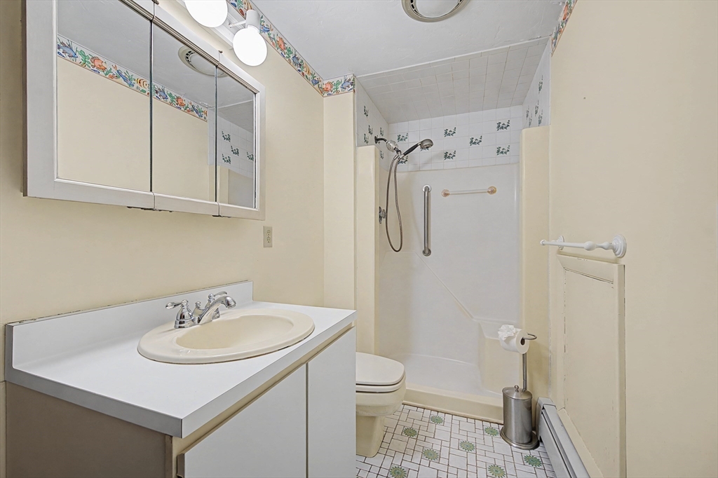 215 North St, Upton, MA, 215 North St, Upton, MA Photo #25