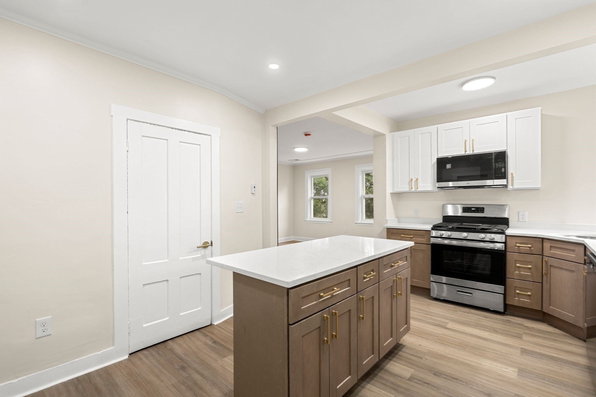 376 N Underwood St, Fall River, MA, 376 N Underwood St, Fall River, MA Photo #28