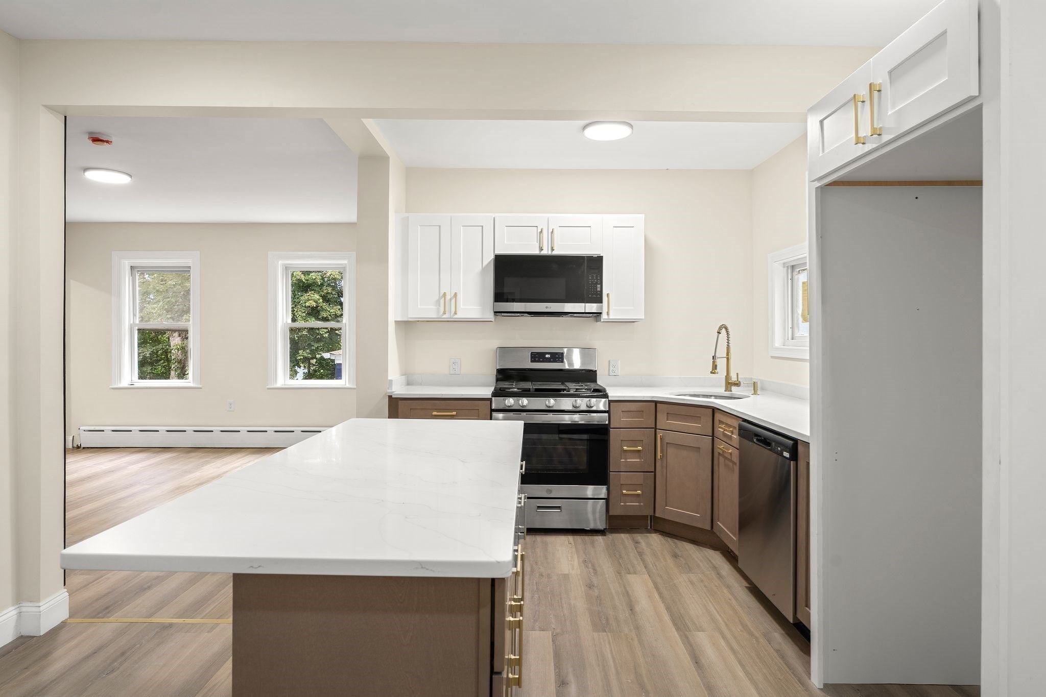 376 N Underwood St, Fall River, MA, 376 N Underwood St, Fall River, MA Photo #11