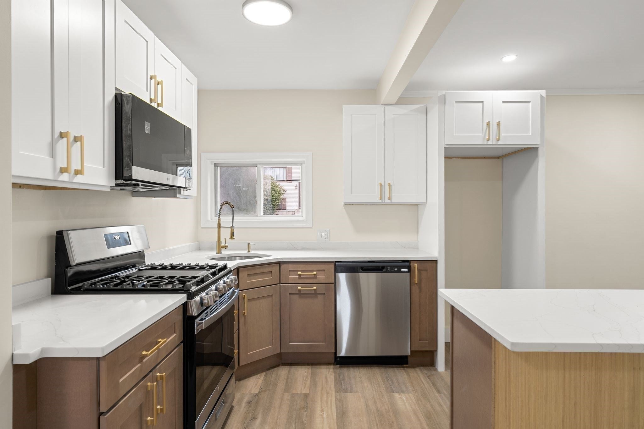 376 N Underwood St, Fall River, MA, 376 N Underwood St, Fall River, MA Photo #24