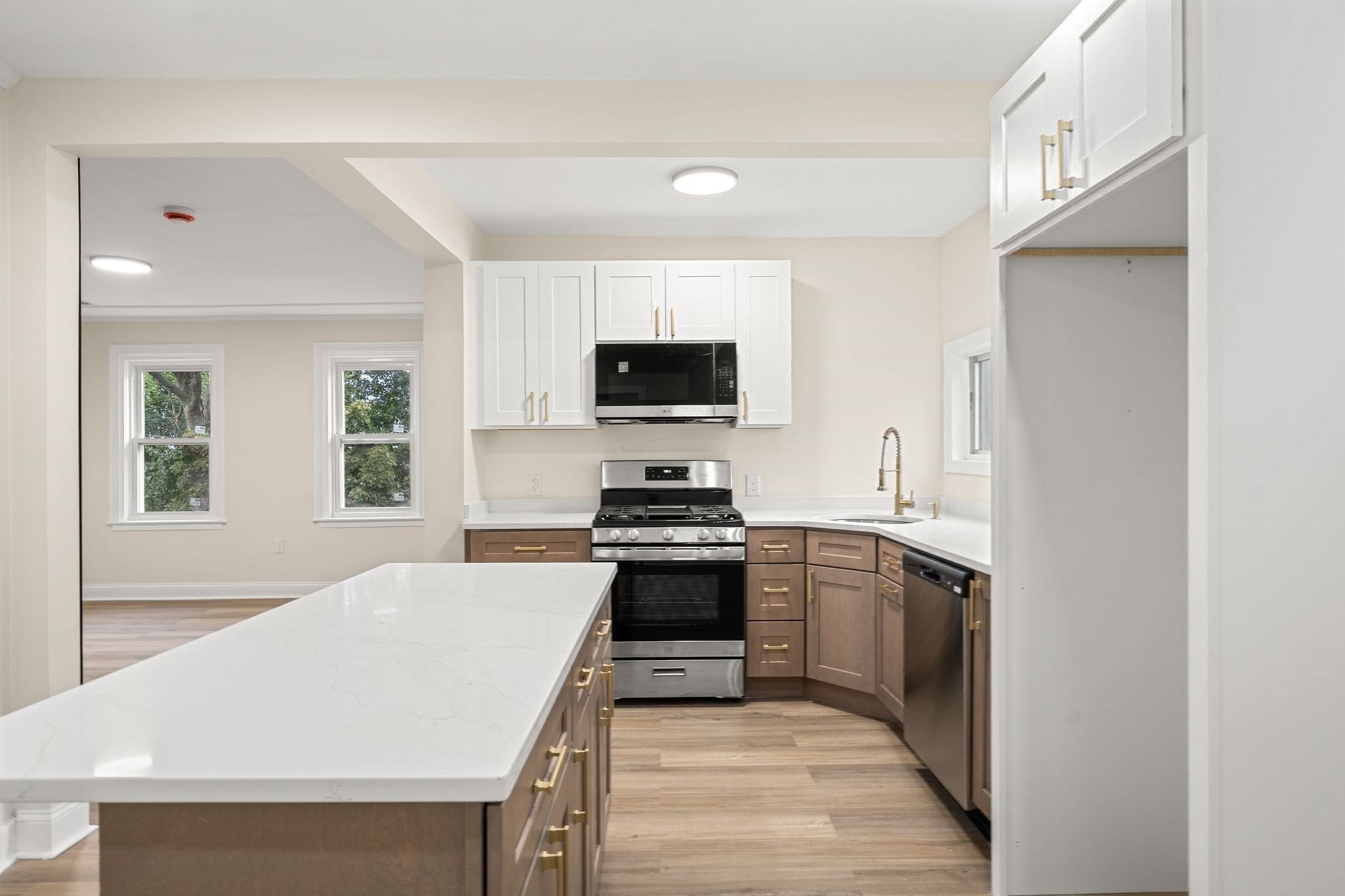 376 N Underwood St, Fall River, MA, 376 N Underwood St, Fall River, MA Photo #26