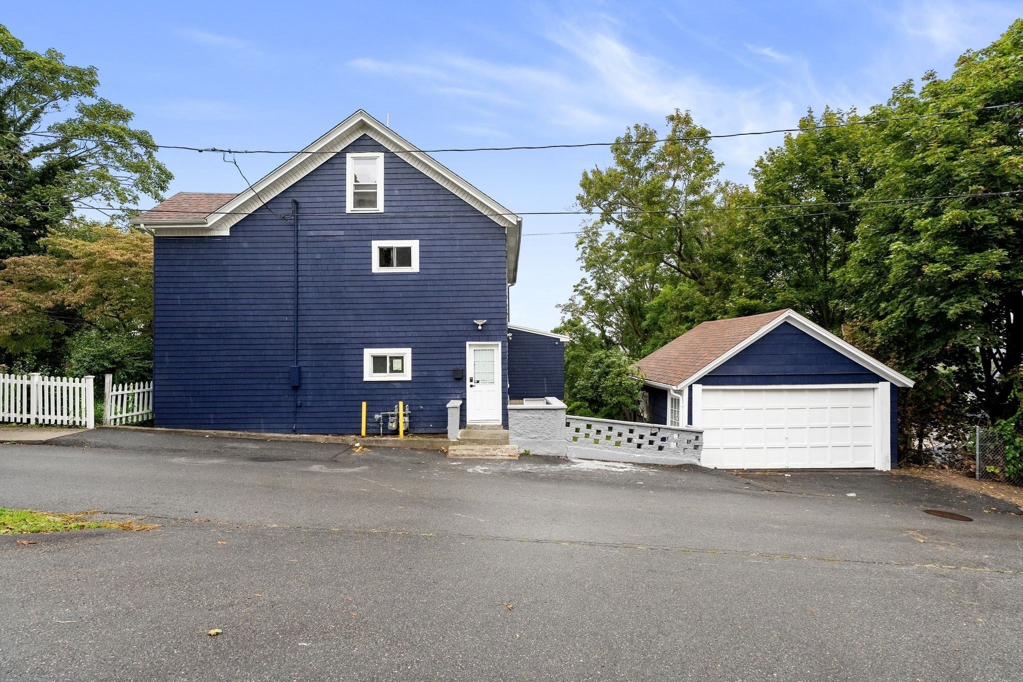 376 N Underwood St, Fall River, MA, 376 N Underwood St, Fall River, MA Photo #3