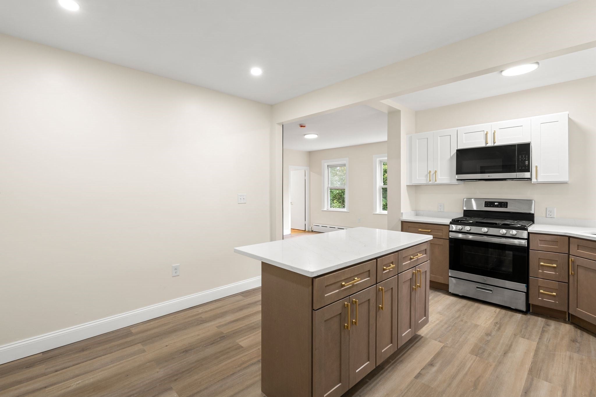 376 N Underwood St, Fall River, MA, 376 N Underwood St, Fall River, MA Photo #13