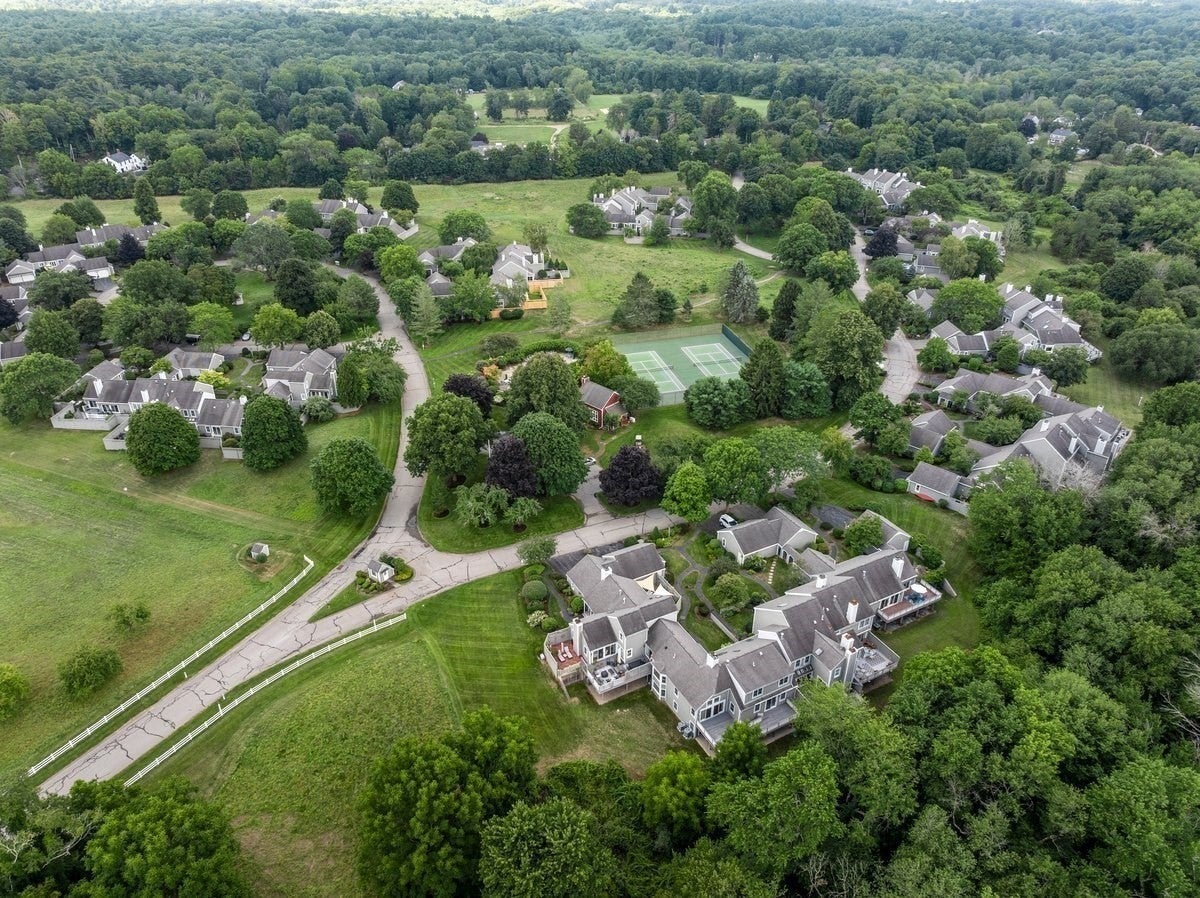 56 Floret Cir #56, Hingham, MA, 56 Floret Cir #56, Hingham, MA Photo #28