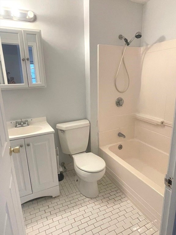 122 Berkshire Street 3(2B), Cambridge, MA, 122 Berkshire Street 3(2B), Cambridge, MA Photo #10