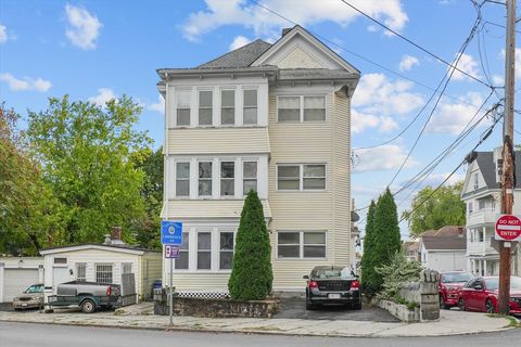 Photo of 364 Lawrence St, Lawrence, MA 01841 (MLS # 73445323)
