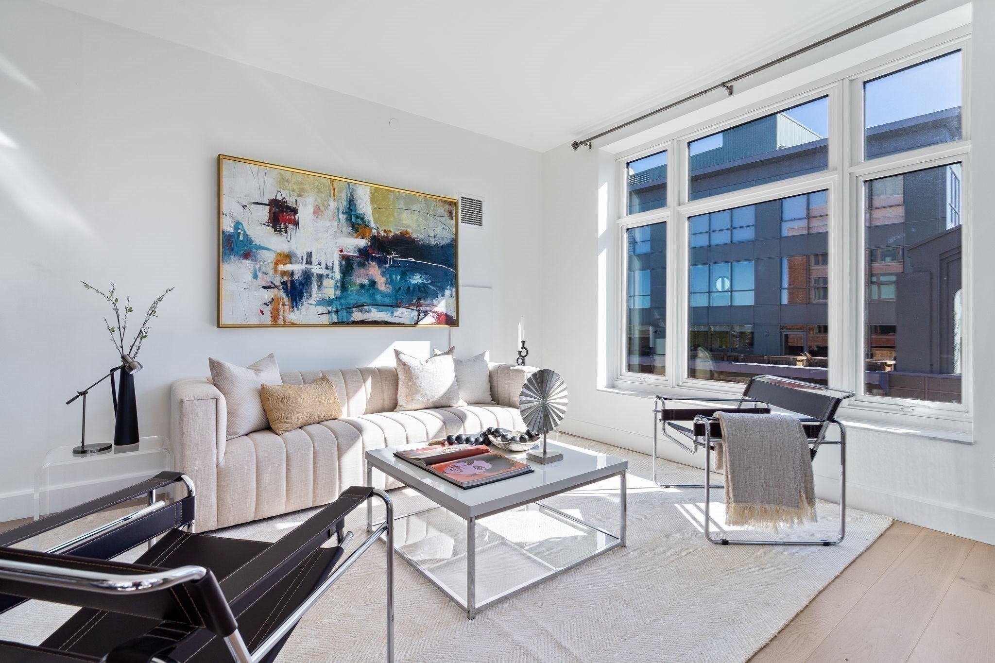 100 Lovejoy Wharf PH 1B, Boston MA 02114