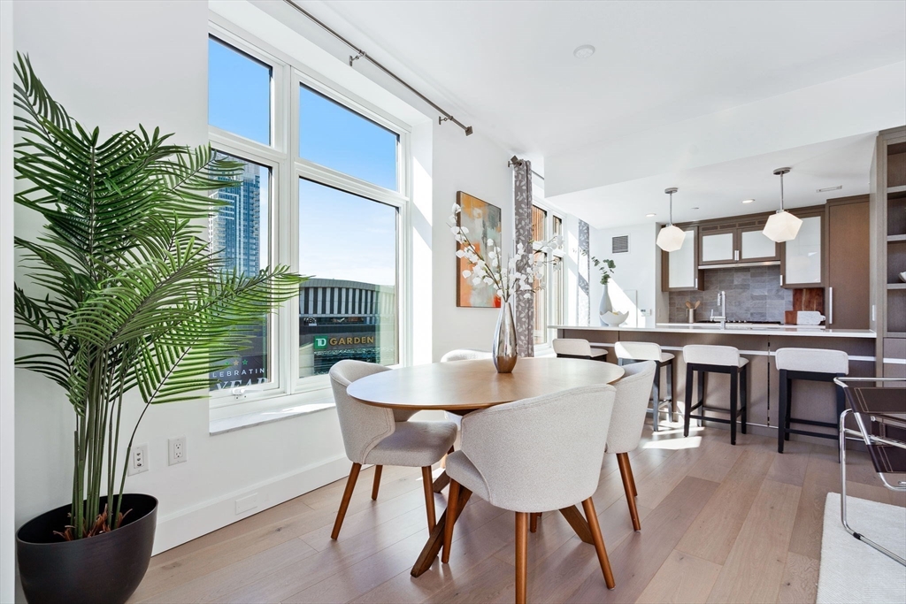 100 Lovejoy Wharf PH 1B