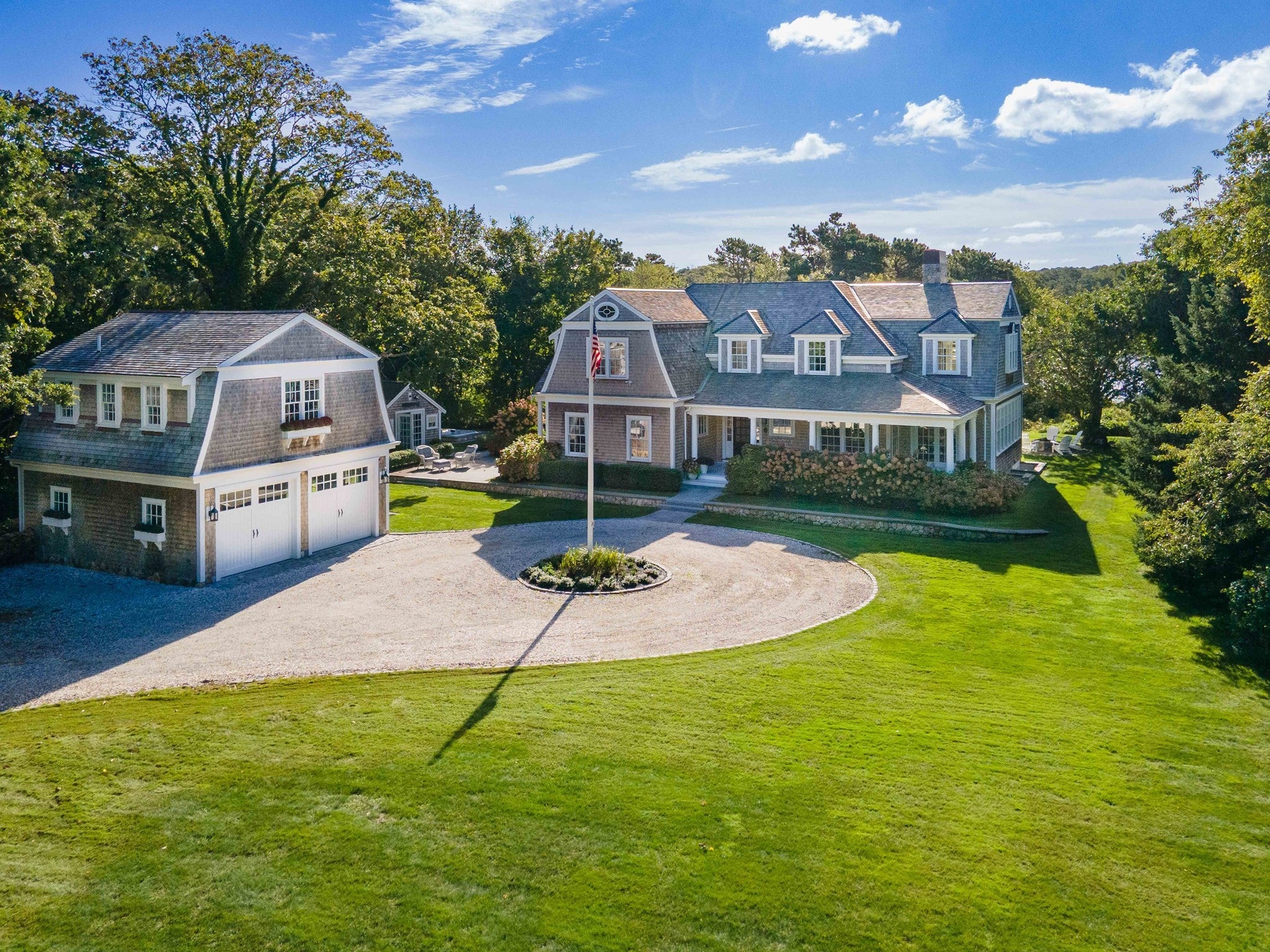 Photo of 1005 Main St, Dennis, MA