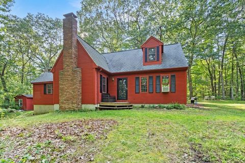 68 Borkum St Spencer MA 01562