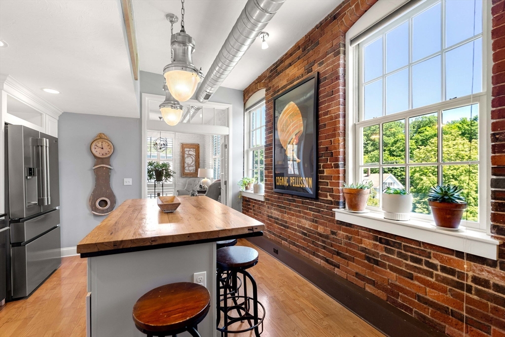 25 Cedar St 17