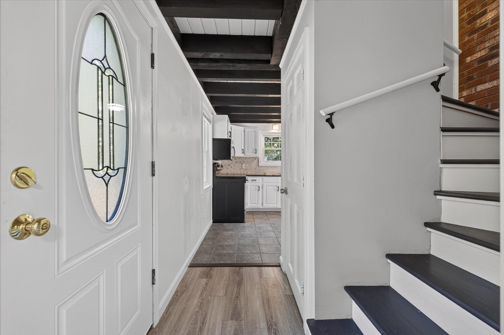 37 Breakneck Rd
