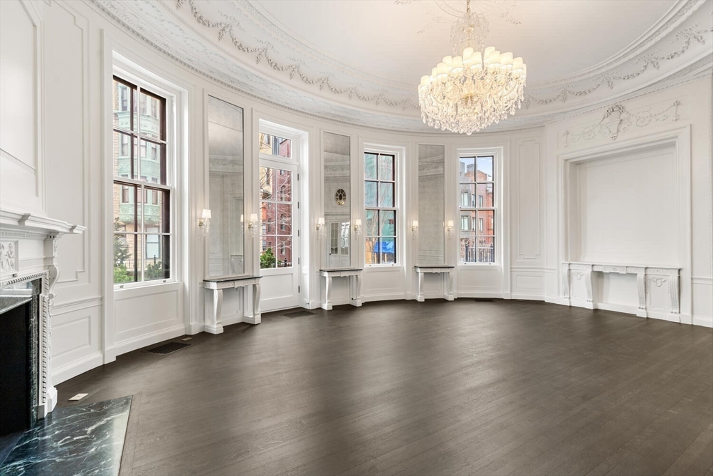 409 Commonwealth Avenue B