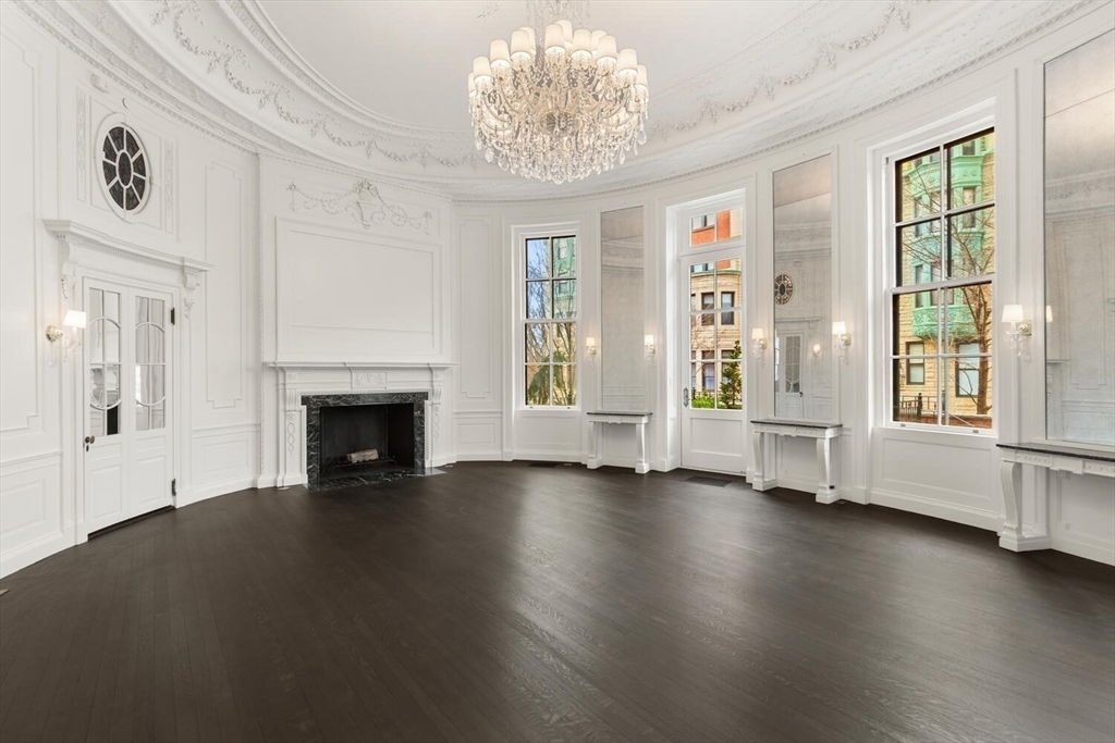 409 Commonwealth Avenue B