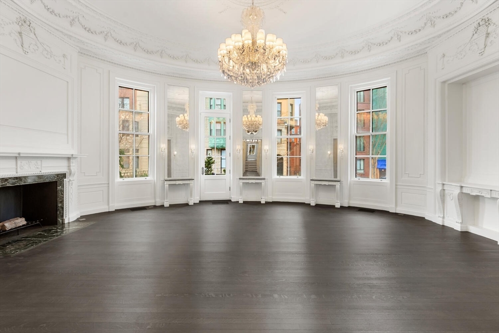 409 Commonwealth Avenue B