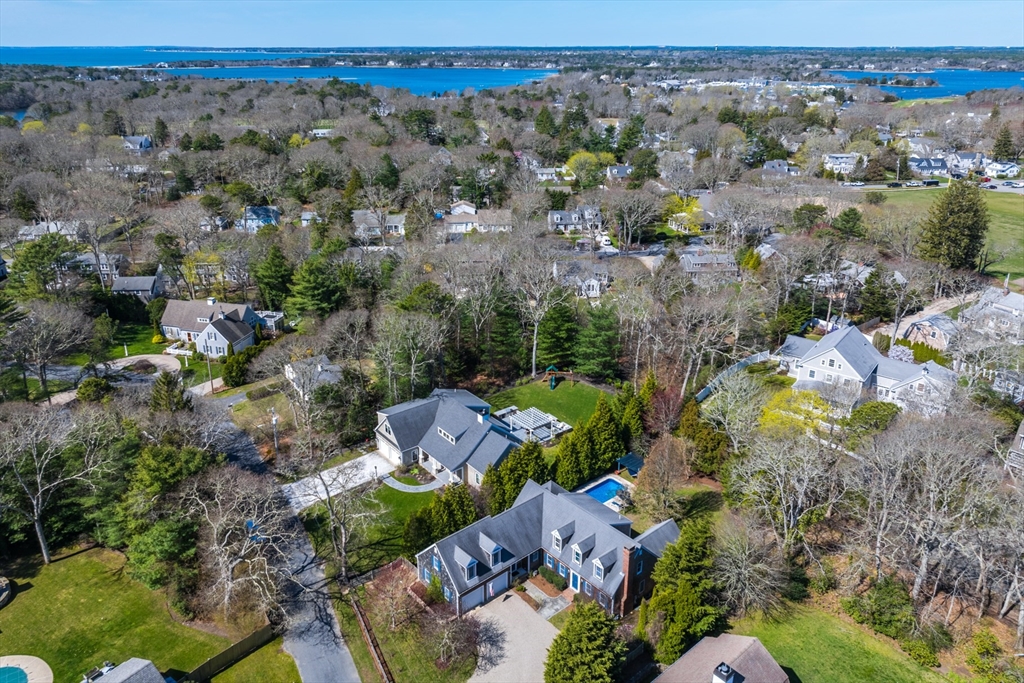 Barnstable, Massachusetts 02655, United States, 4 Bedrooms Bedrooms, ,3 BathroomsBathrooms,Residential,Pending,131642