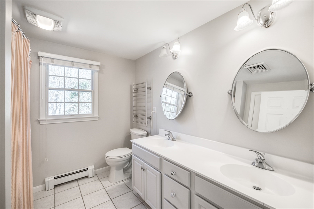 Barnstable, Massachusetts 02655, United States, 4 Bedrooms Bedrooms, ,3 BathroomsBathrooms,Residential,Pending,131642