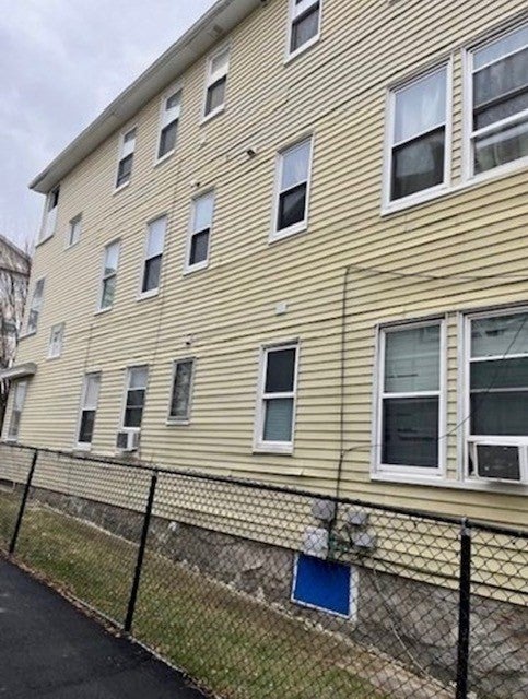 104 Sterling St, Worcester, MA, 104 Sterling St, Worcester, MA Photo #4