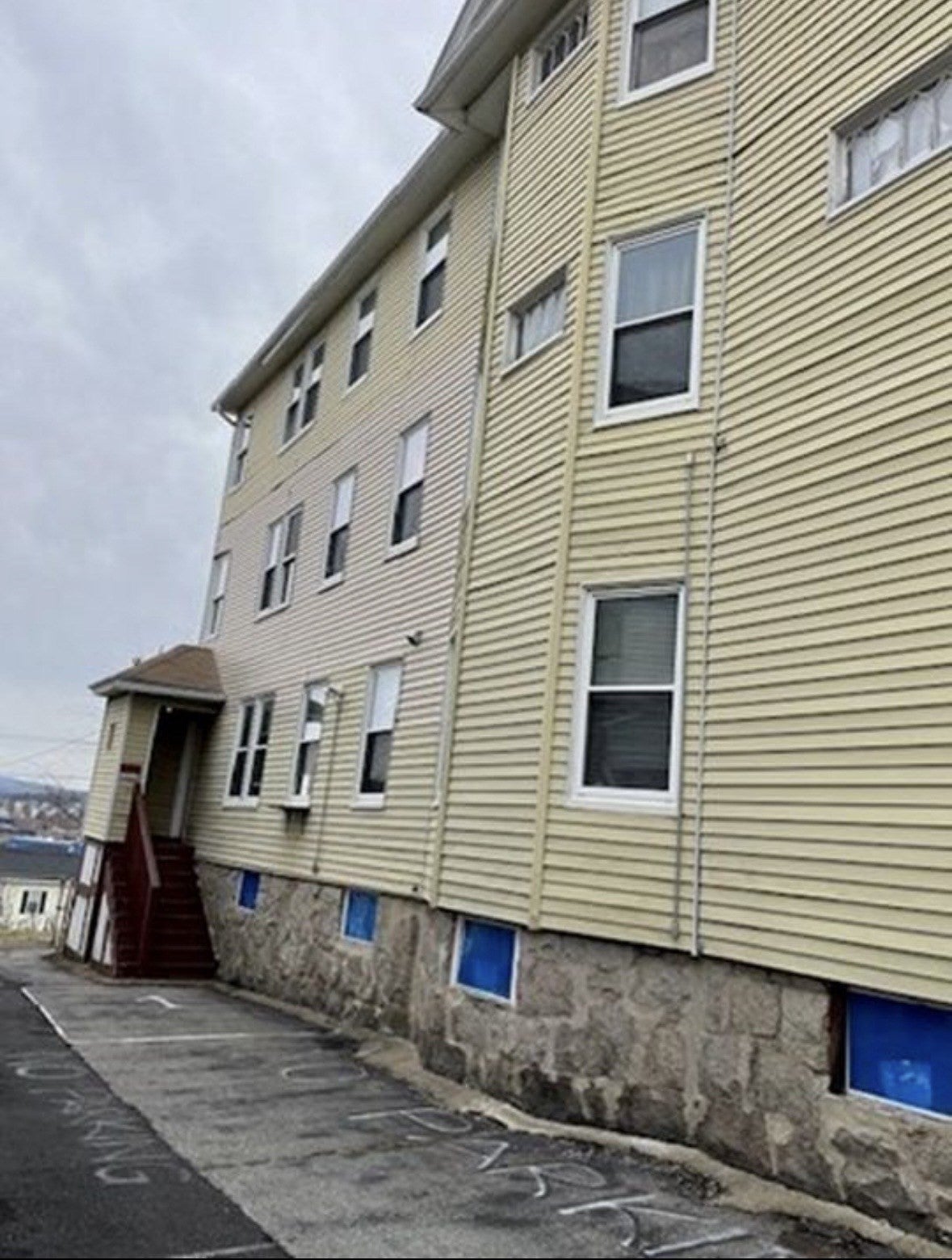 104 Sterling St, Worcester, MA, 104 Sterling St, Worcester, MA Photo #2