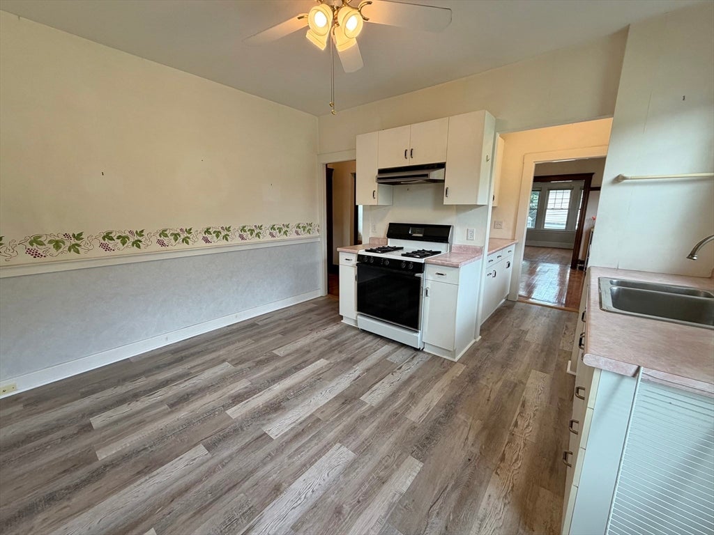 115 Beech St #2, Belmont, MA, 115 Beech St #2, Belmont, MA Photo #3