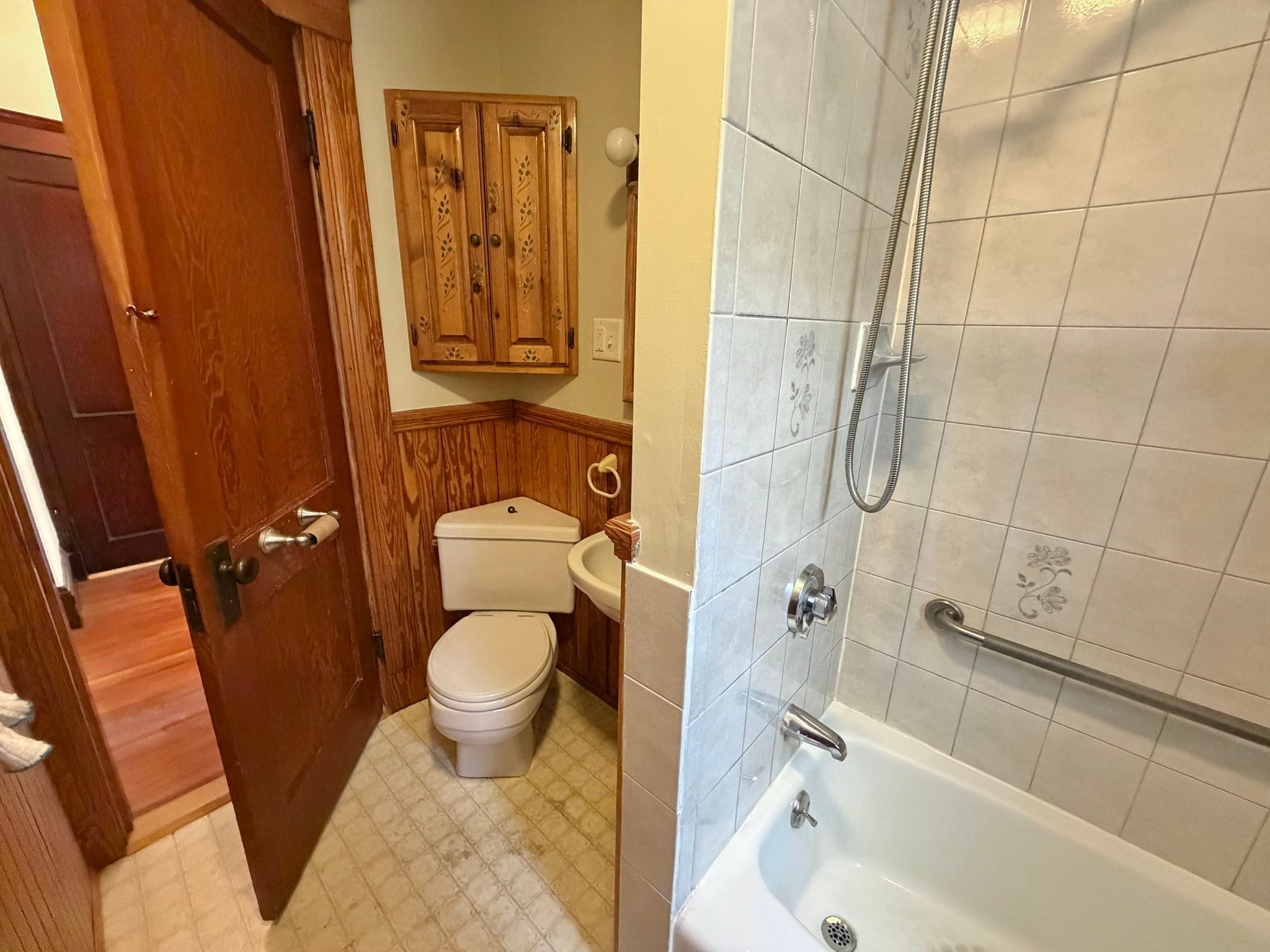 115 Beech St #2, Belmont, MA, 115 Beech St #2, Belmont, MA Photo #14