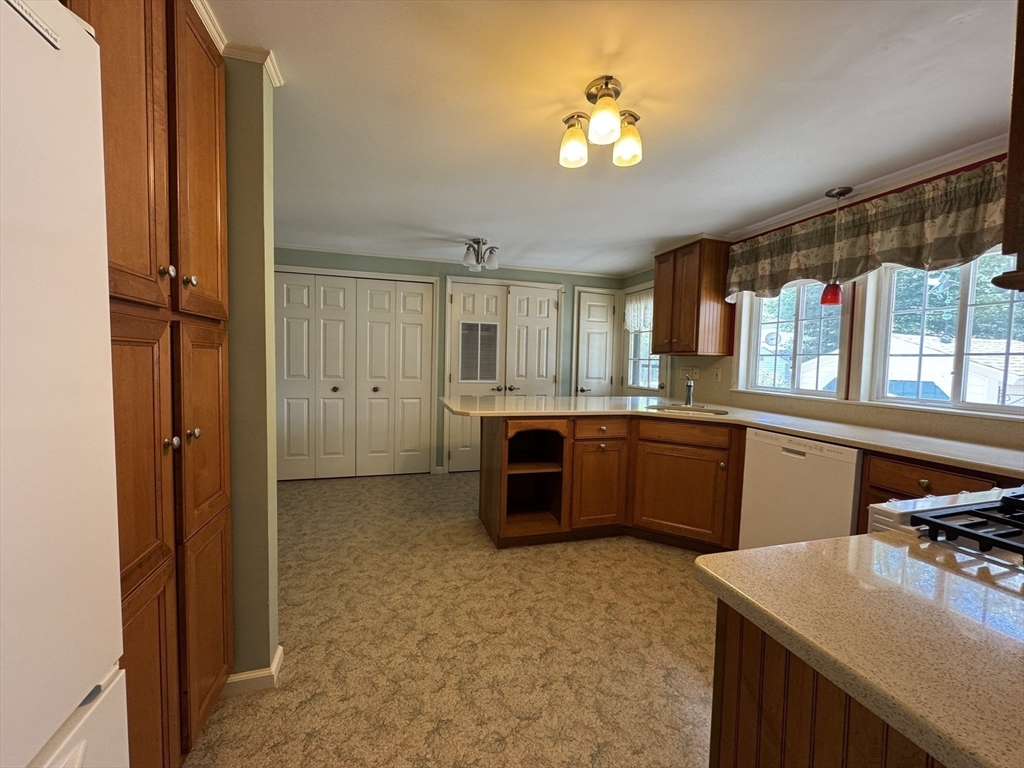 4 Trailwood Drive