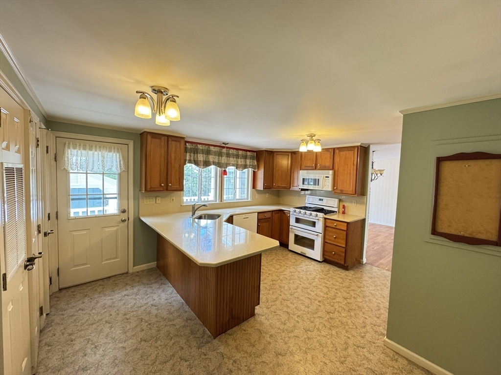 4 Trailwood Drive