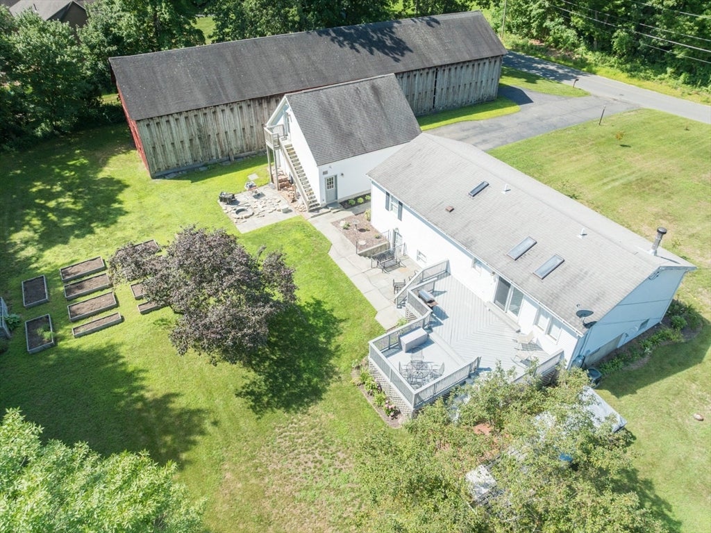 96 Straits Rd, Hatfield, MA, 96 Straits Rd, Hatfield, MA Photo #3