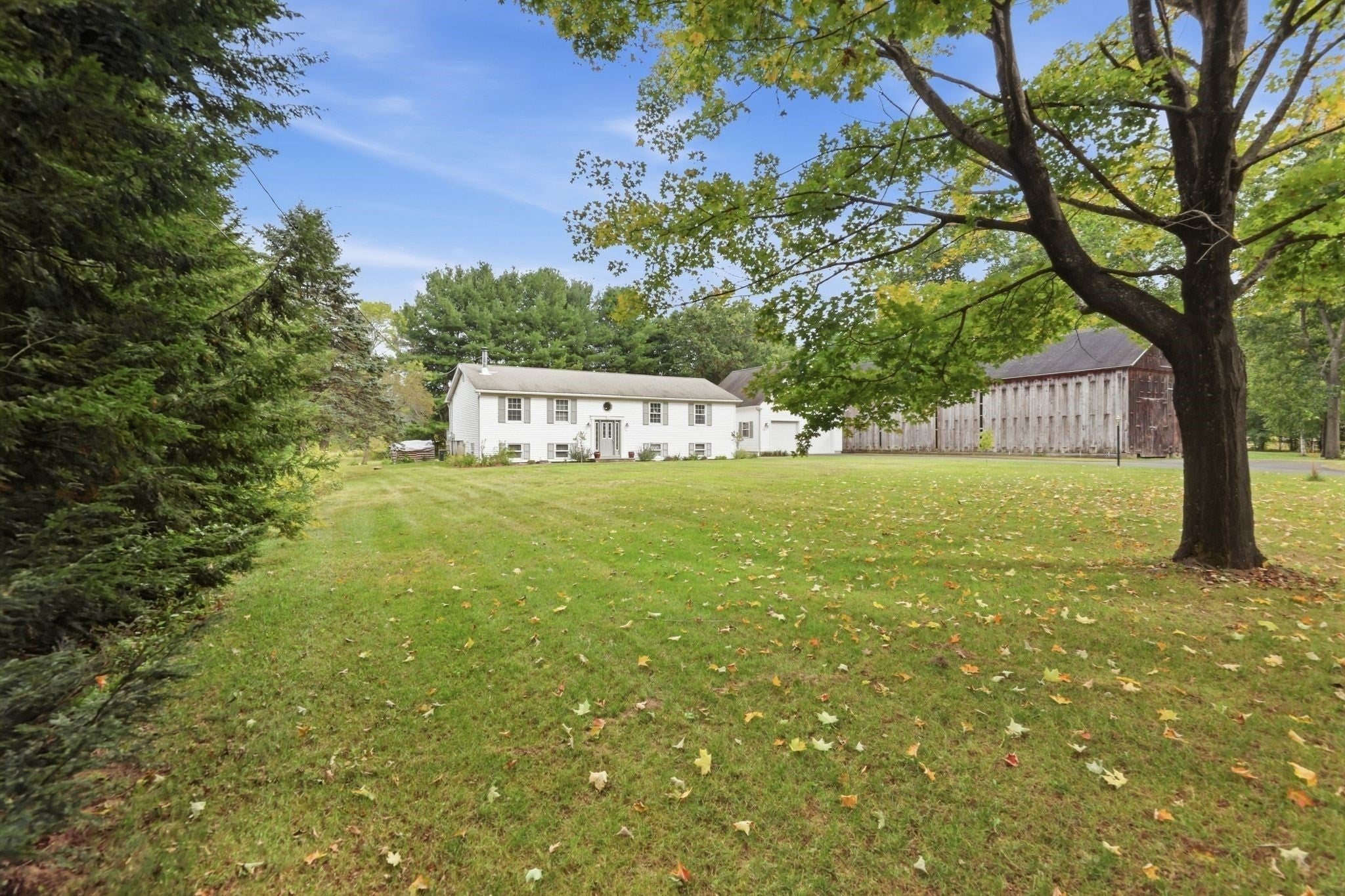 96 Straits Rd, Hatfield, MA, 96 Straits Rd, Hatfield, MA Photo #2