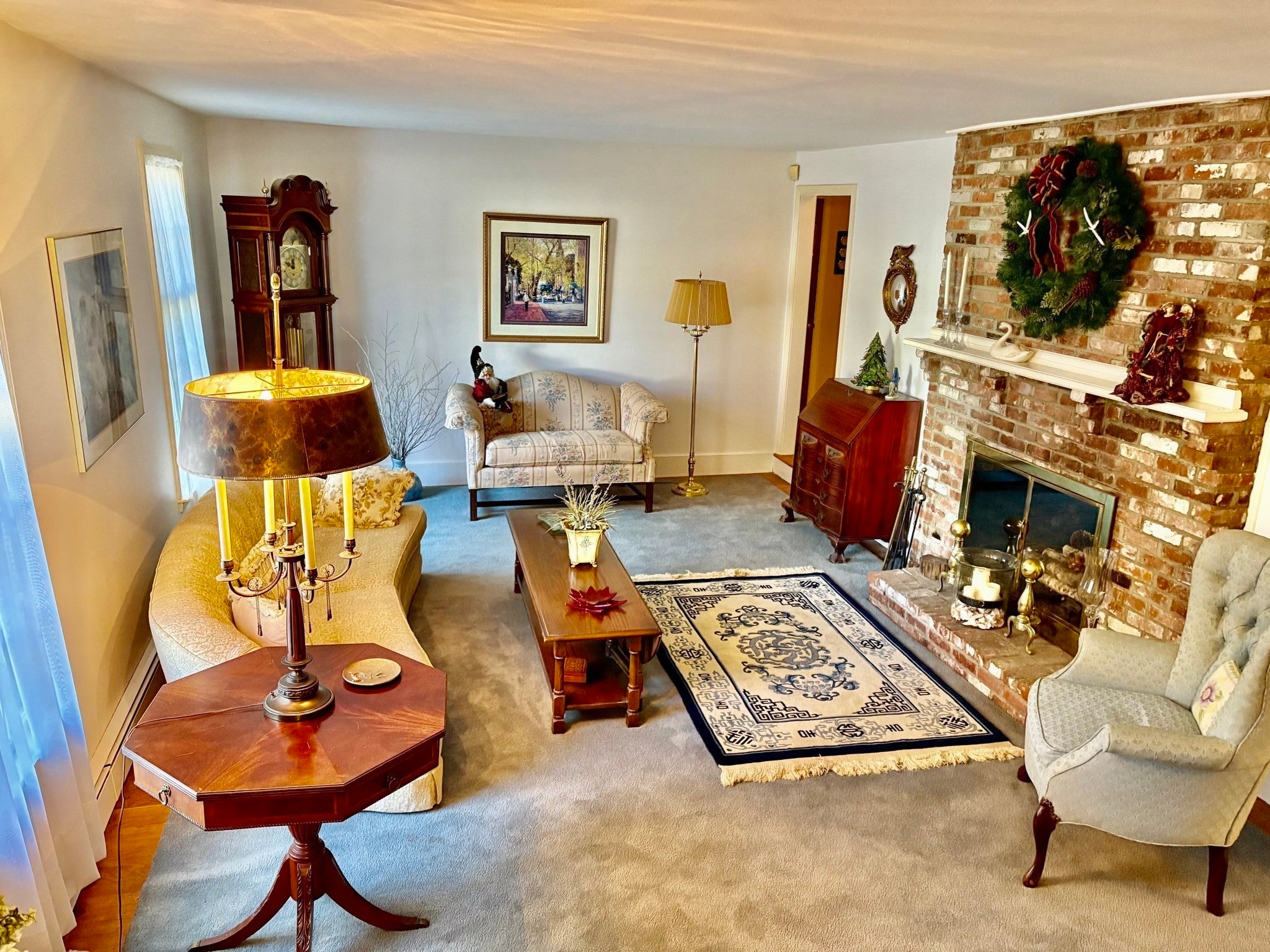 89 Arborway Dr