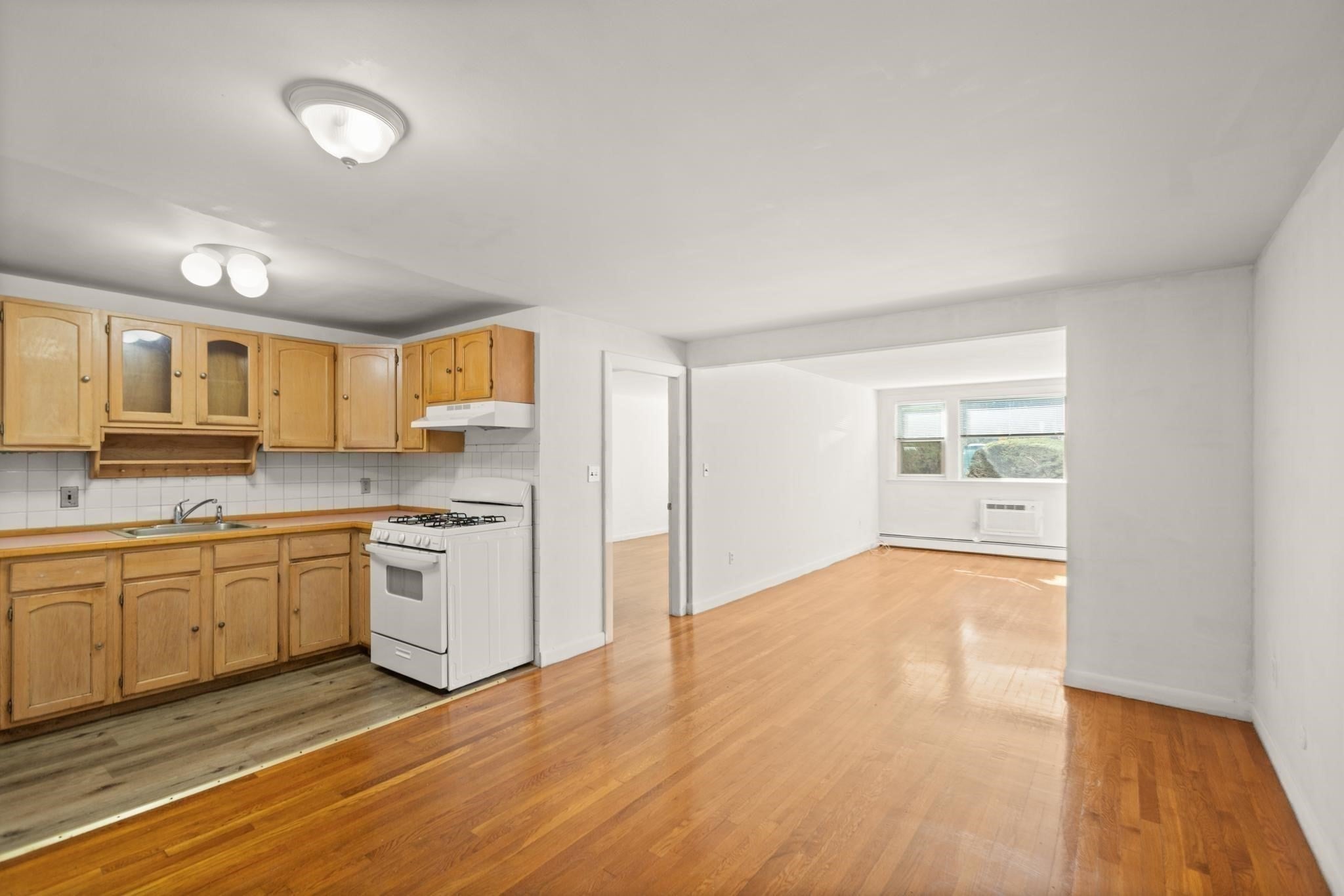 100 Magnolia Ave #5, Lynn, MA, 100 Magnolia Ave #5, Lynn, MA Photo #11