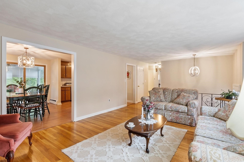 134 River Rd