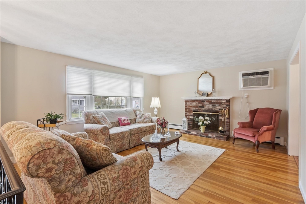 134 River Rd