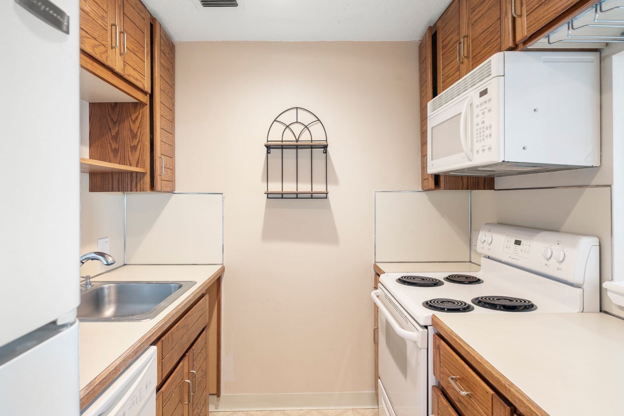 200 Burkhall St #503, Weymouth, MA, 200 Burkhall St #503, Weymouth, MA Photo #8