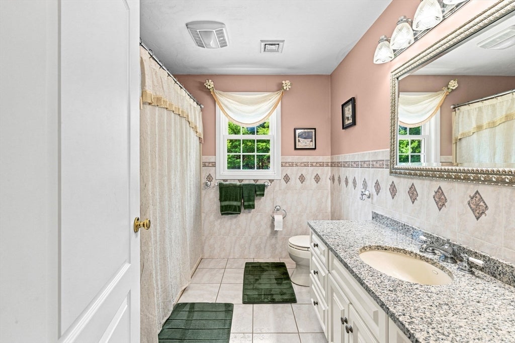 10 Edna Cir, Freetown, MA, 10 Edna Cir, Freetown, MA Photo #22