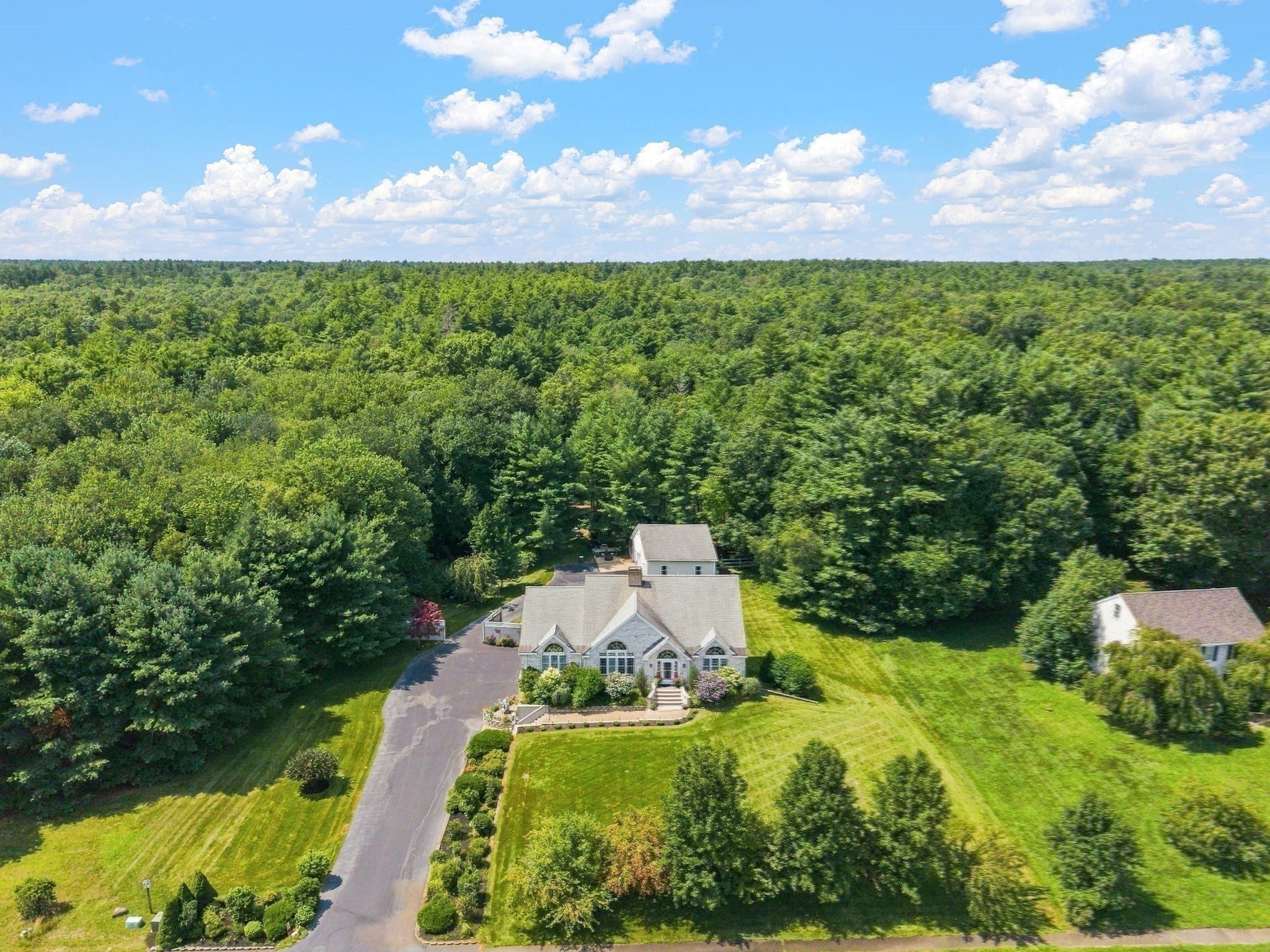 10 Edna Cir, Freetown, MA, 10 Edna Cir, Freetown, MA Photo #37
