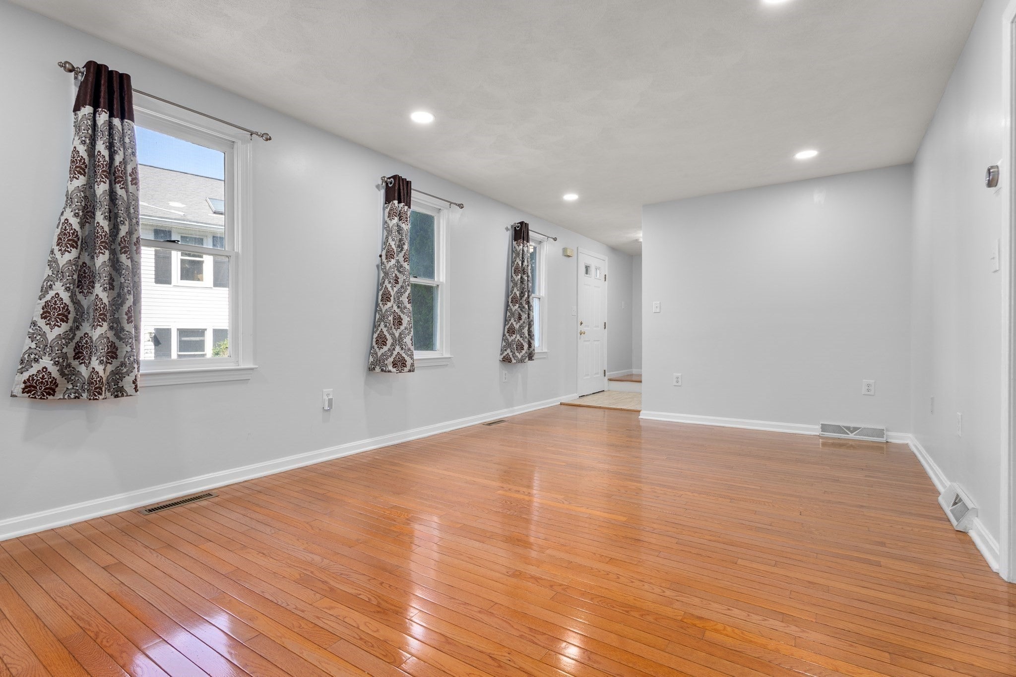 20 Hatikva Way, Chelmsford, MA, 20 Hatikva Way, Chelmsford, MA Photo #5