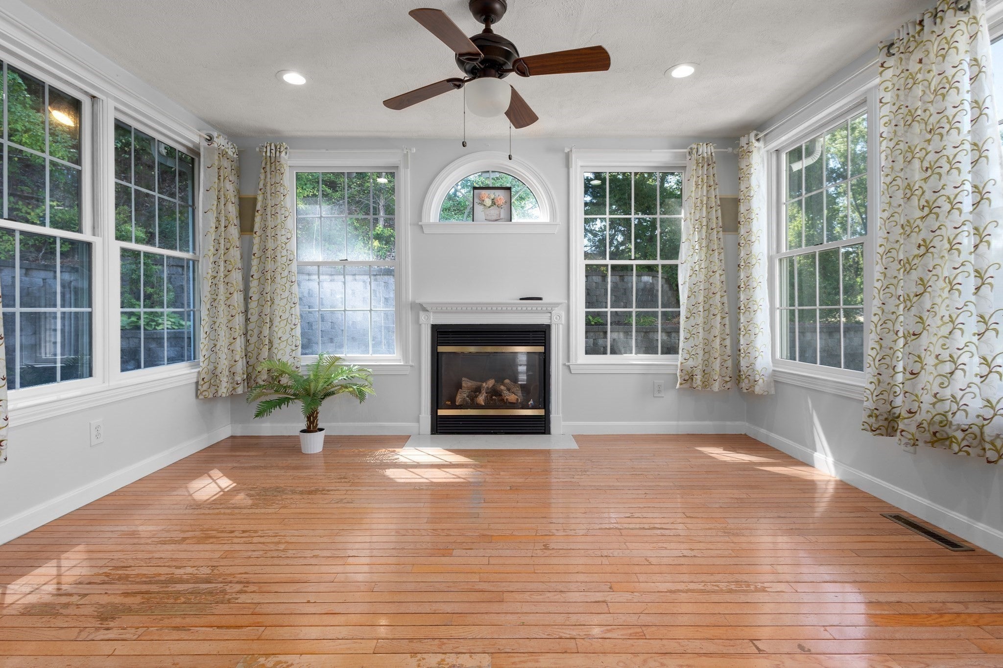 20 Hatikva Way, Chelmsford, MA, 20 Hatikva Way, Chelmsford, MA Photo #14