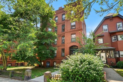 14-16 Davis Ave Brookline MA 02445