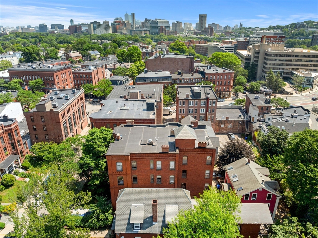 14-16 Davis Ave
