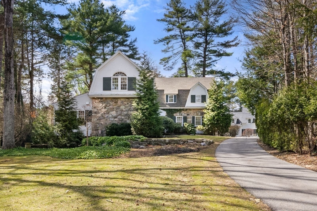 25 Longmeadow Road