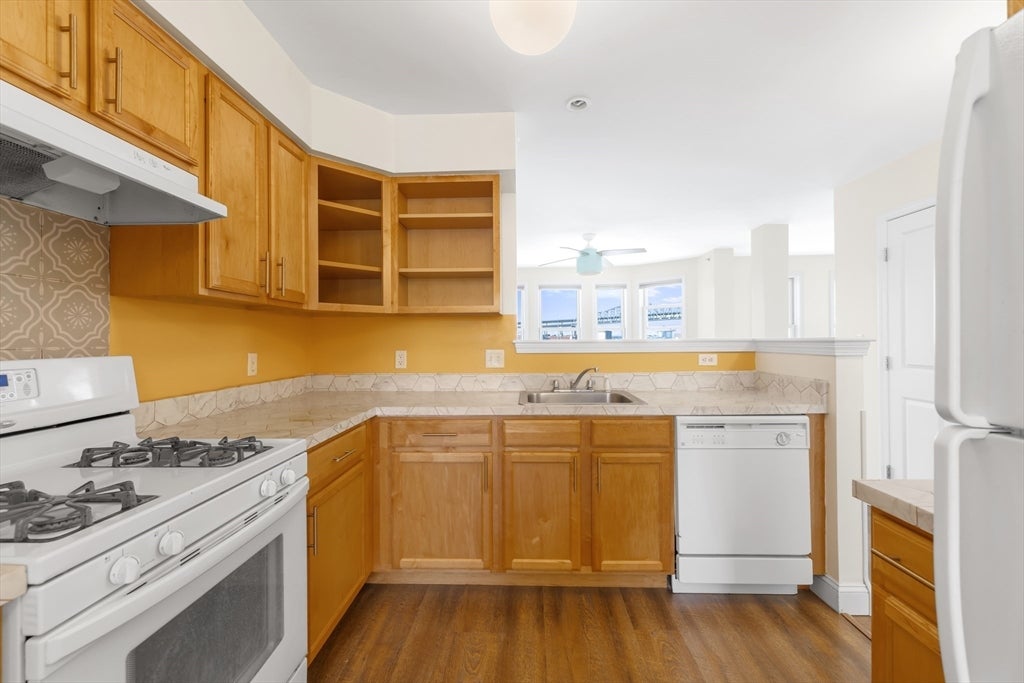 429 Border St #6, Boston, MA, 429 Border St #6, Boston, MA Photo #14