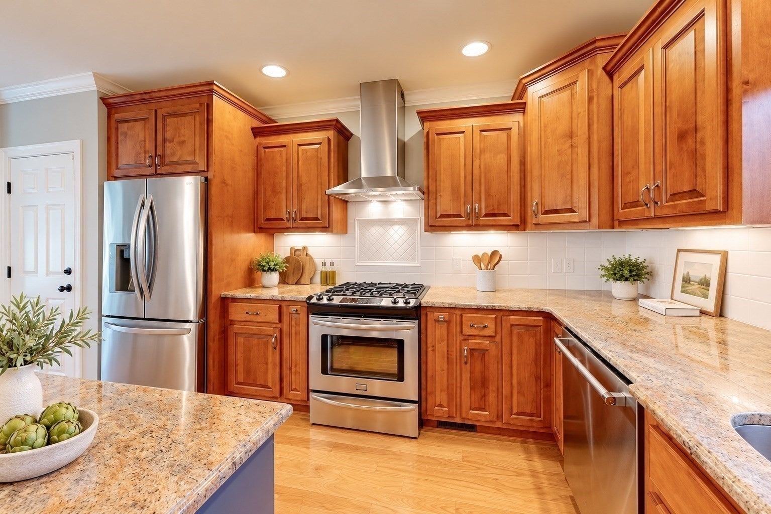 1 Thurston Pl #1, Medfield, MA, 1 Thurston Pl #1, Medfield, MA Photo #7