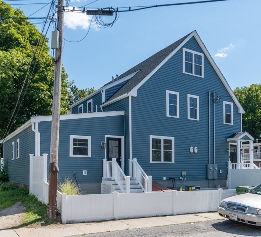 12-14 Cuba Street 12