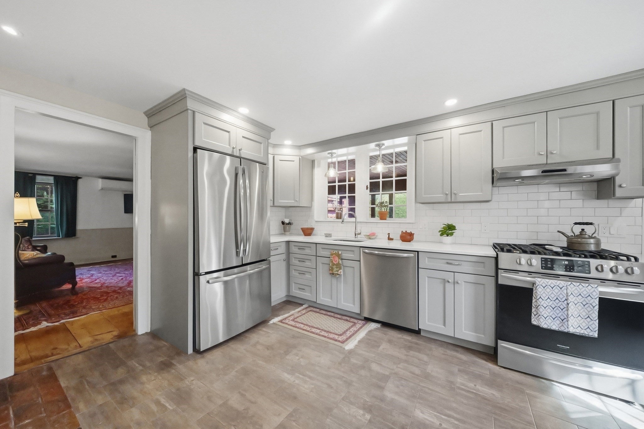 217 Locust St, Danvers, MA Photo #4