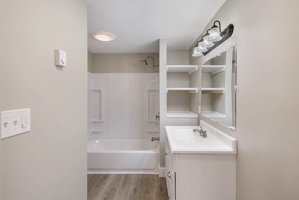 373 Highland St, Northbridge, MA Photo #13