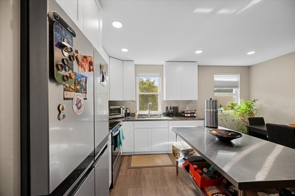 373 Highland St, Northbridge, MA Photo #20