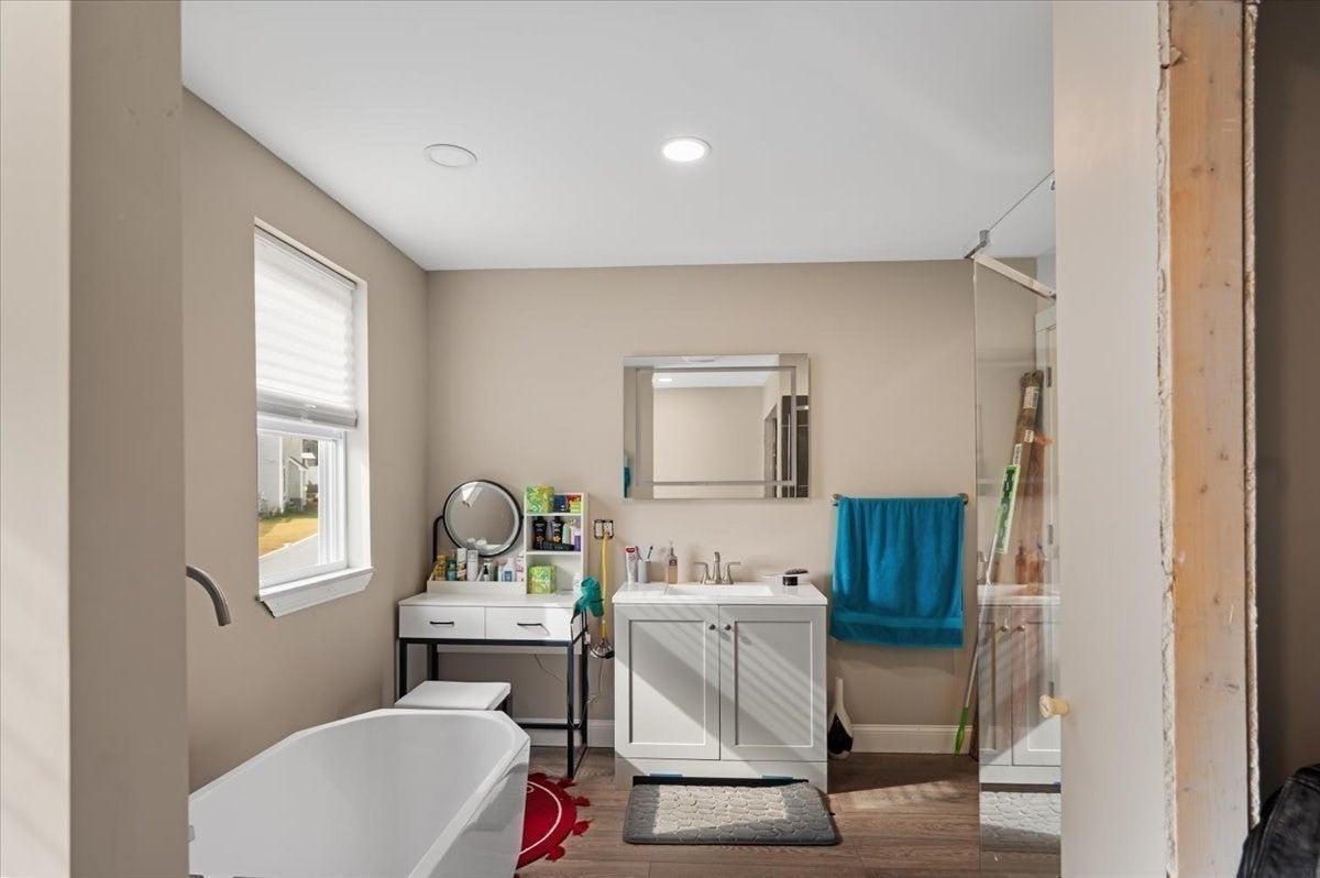 373 Highland St, Northbridge, MA Photo #24