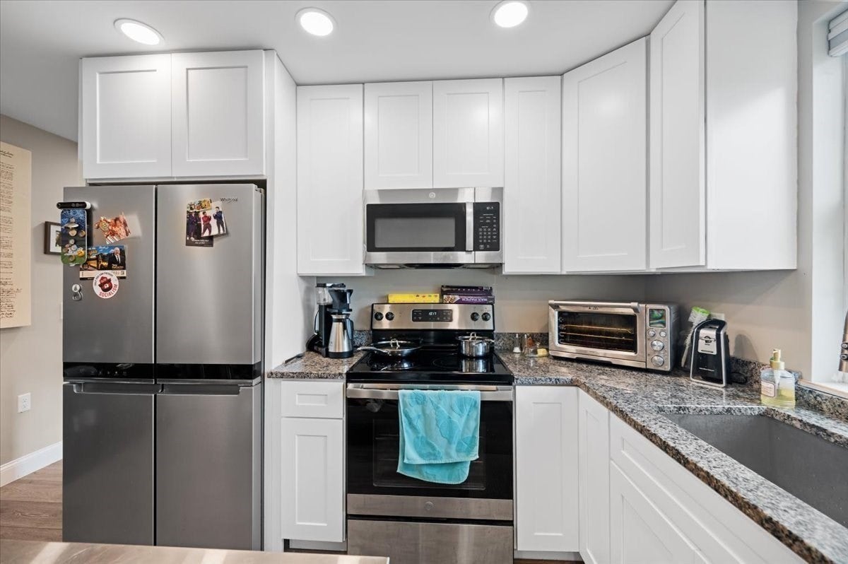373 Highland St, Northbridge, MA Photo #21