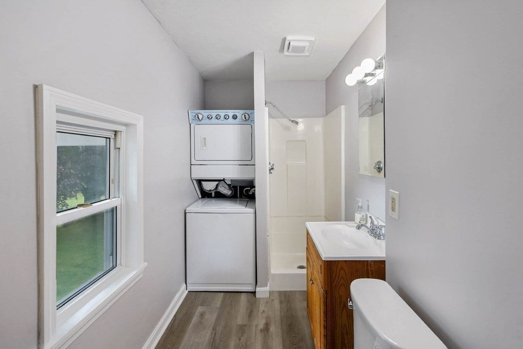 373 Highland St, Northbridge, MA Photo #15